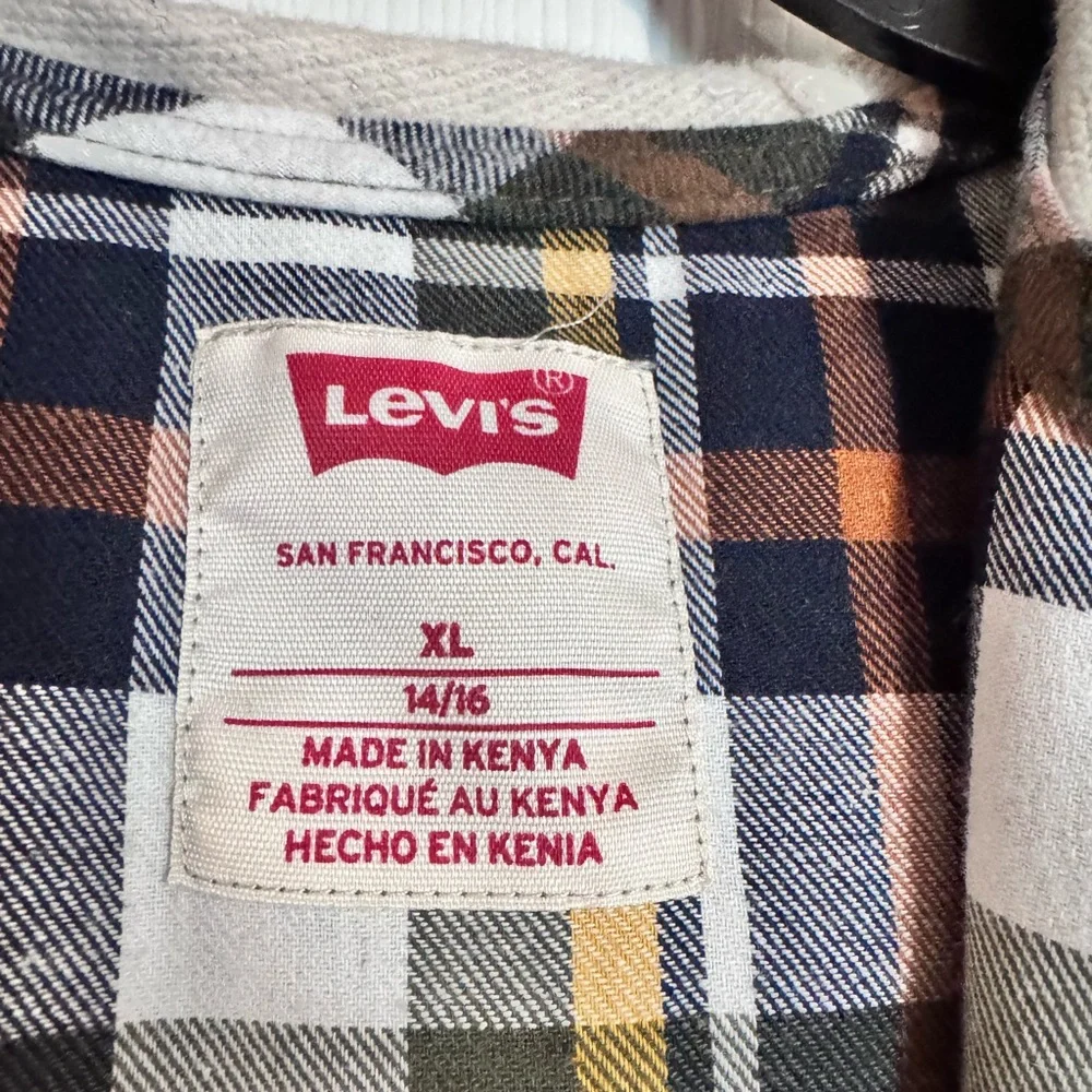 Boys 14-16 XL Levi's Multicolor Plaid Shirt with hood